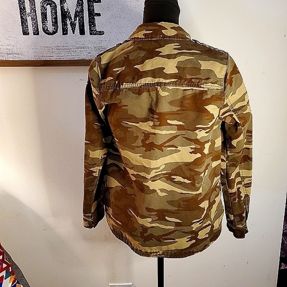 Forever 21 Camo green denim jacket Size Small - Picture 3 of 11